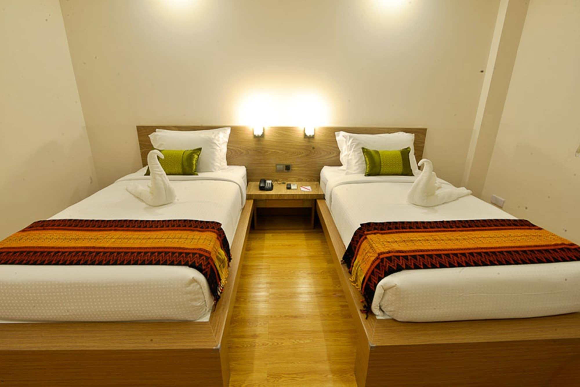 יאנגון Serene Valley Hotel מראה חיצוני תמונה