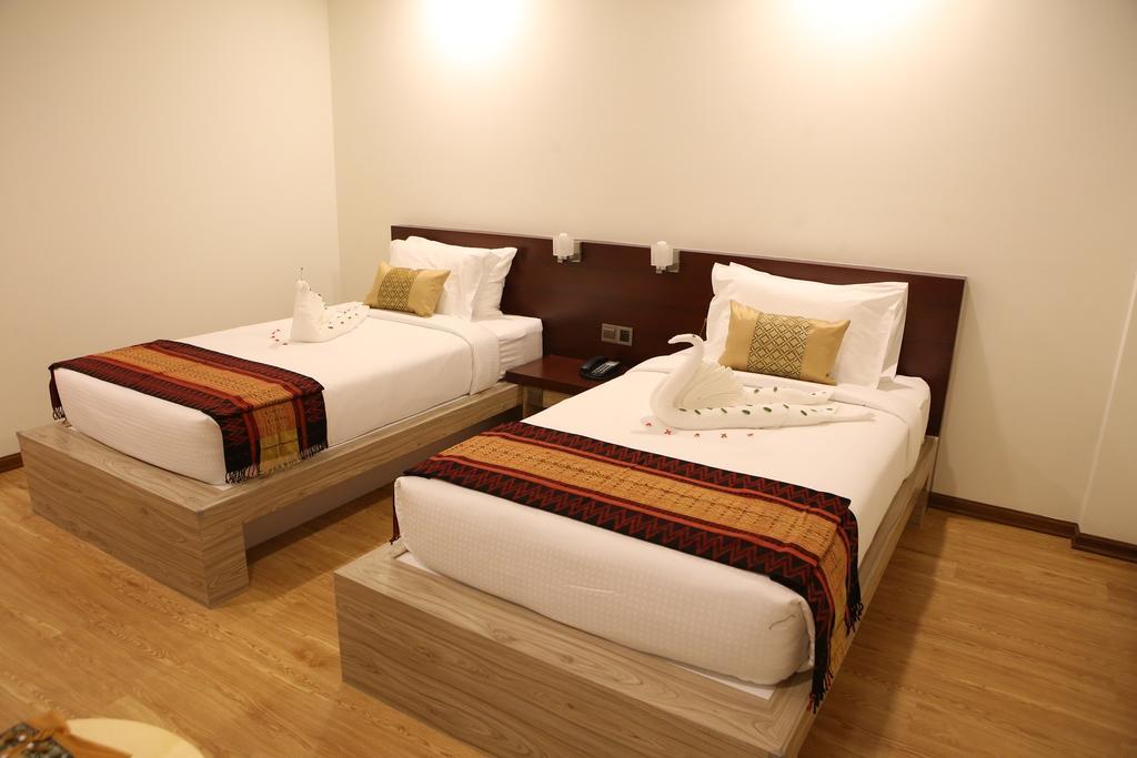 יאנגון Serene Valley Hotel מראה חיצוני תמונה
