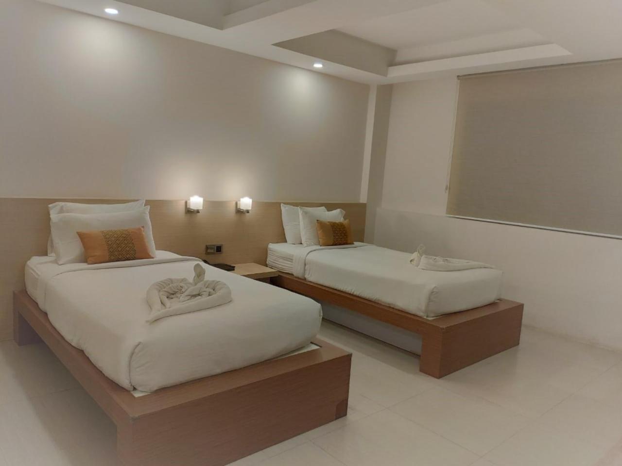 יאנגון Serene Valley Hotel מראה חיצוני תמונה